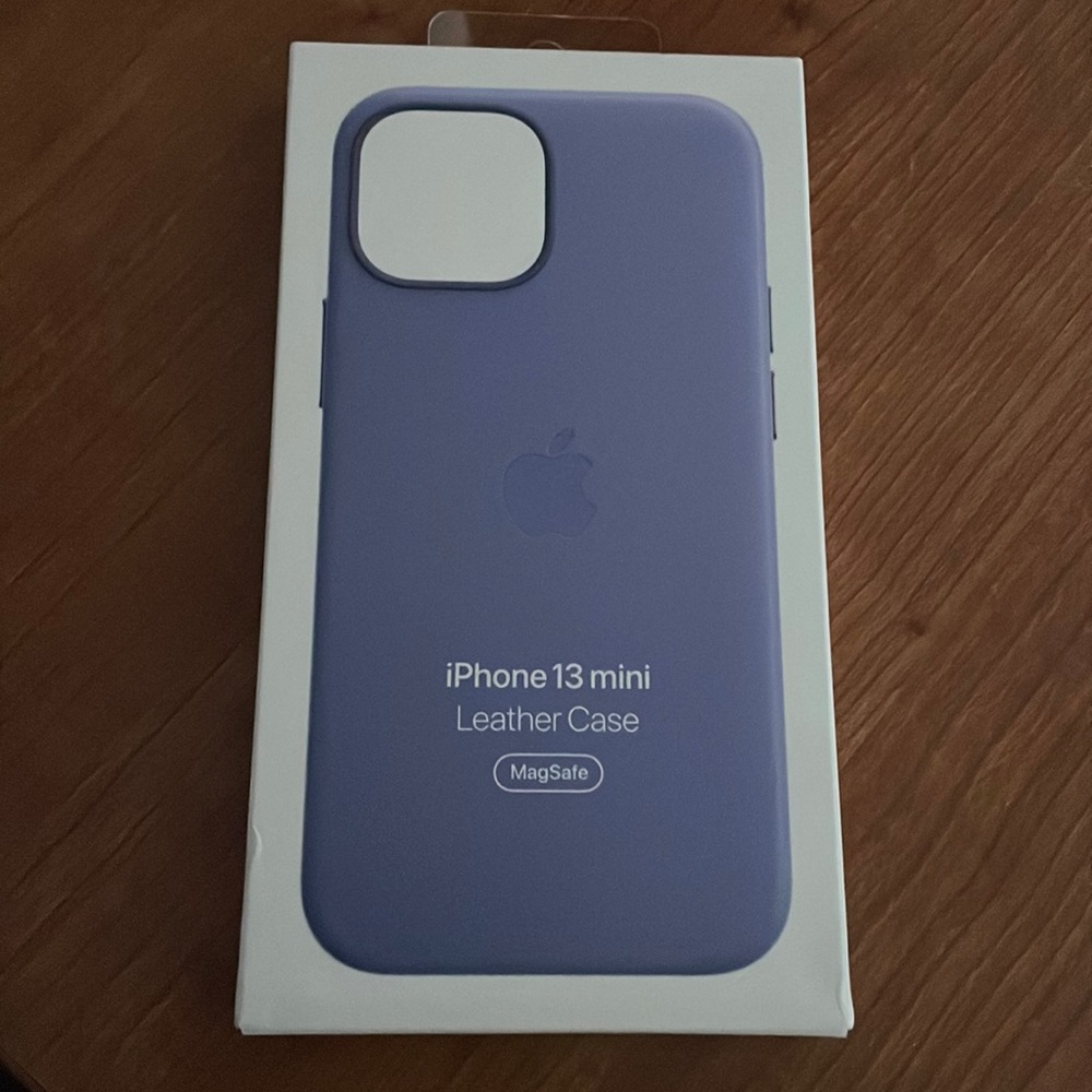 iPhone 13 Mini Apple Leather Case Wisteria